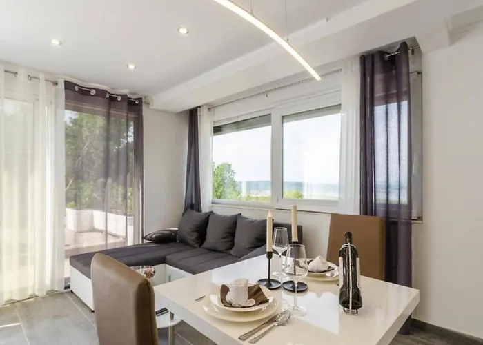 Semesterbostad In With Sea View *