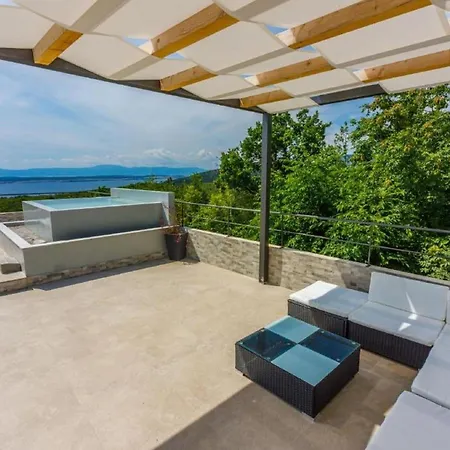 Holiday home Modern At With Sea View Crikvenica