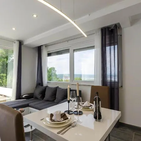 Modern At With Sea View * Crikvenica