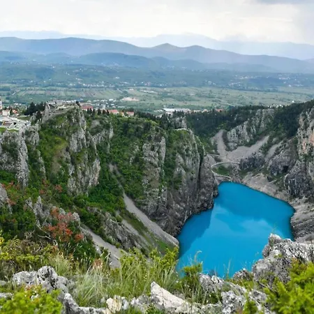 In With Sea View ツリクヴェニツァ