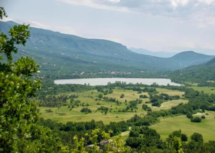 بيت للعطل In With Sea View *